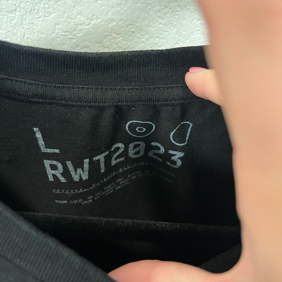 Beyonce Year of Renaissance Pssy Pink Tour Shirt size Large - Picture 5 of 6